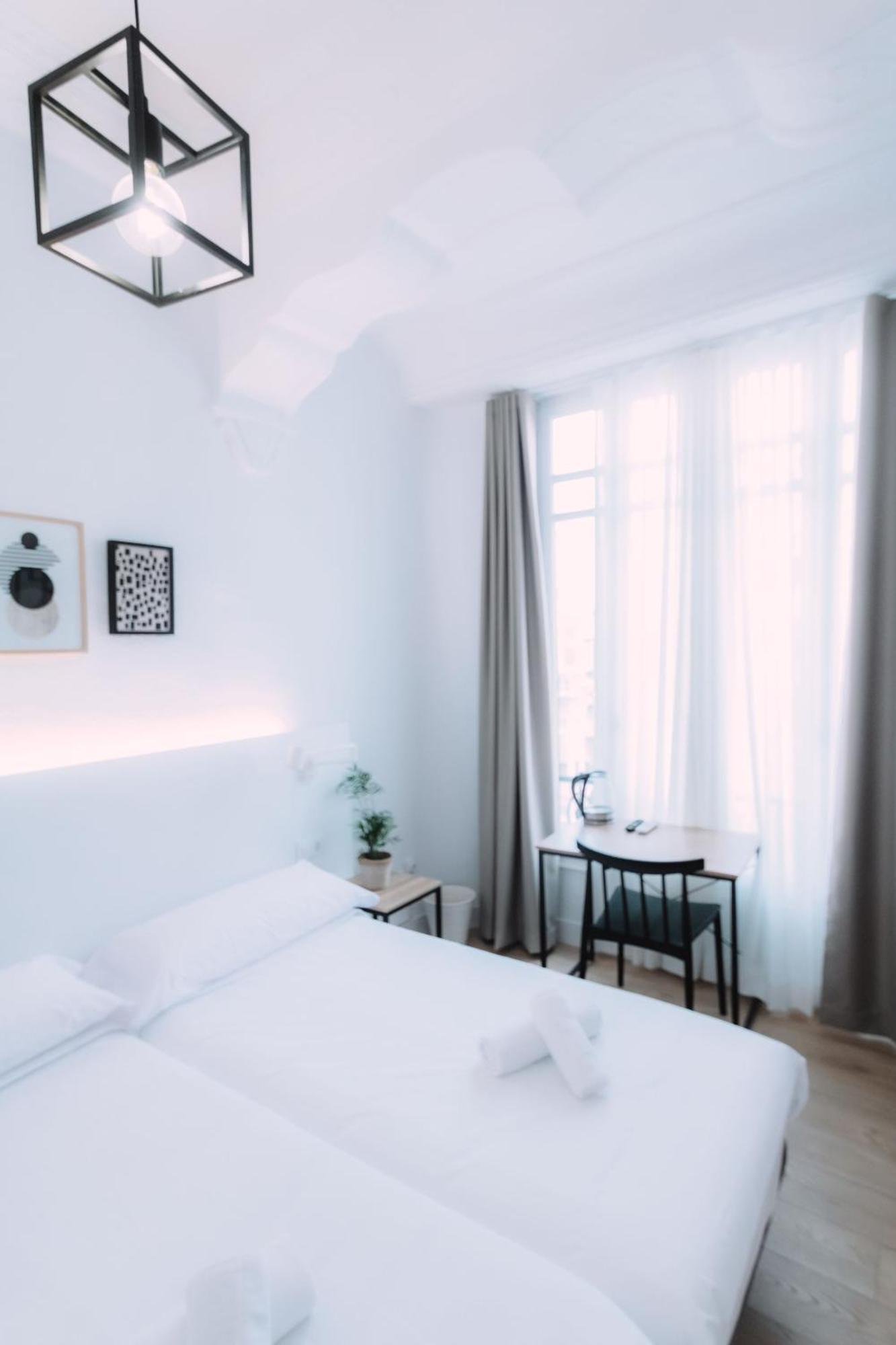 Concept Rooms Βαλένθια Εξωτερικό φωτογραφία